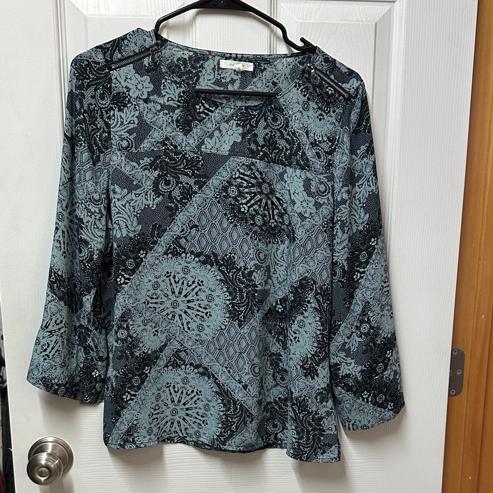 Patterned Blue Women's Top